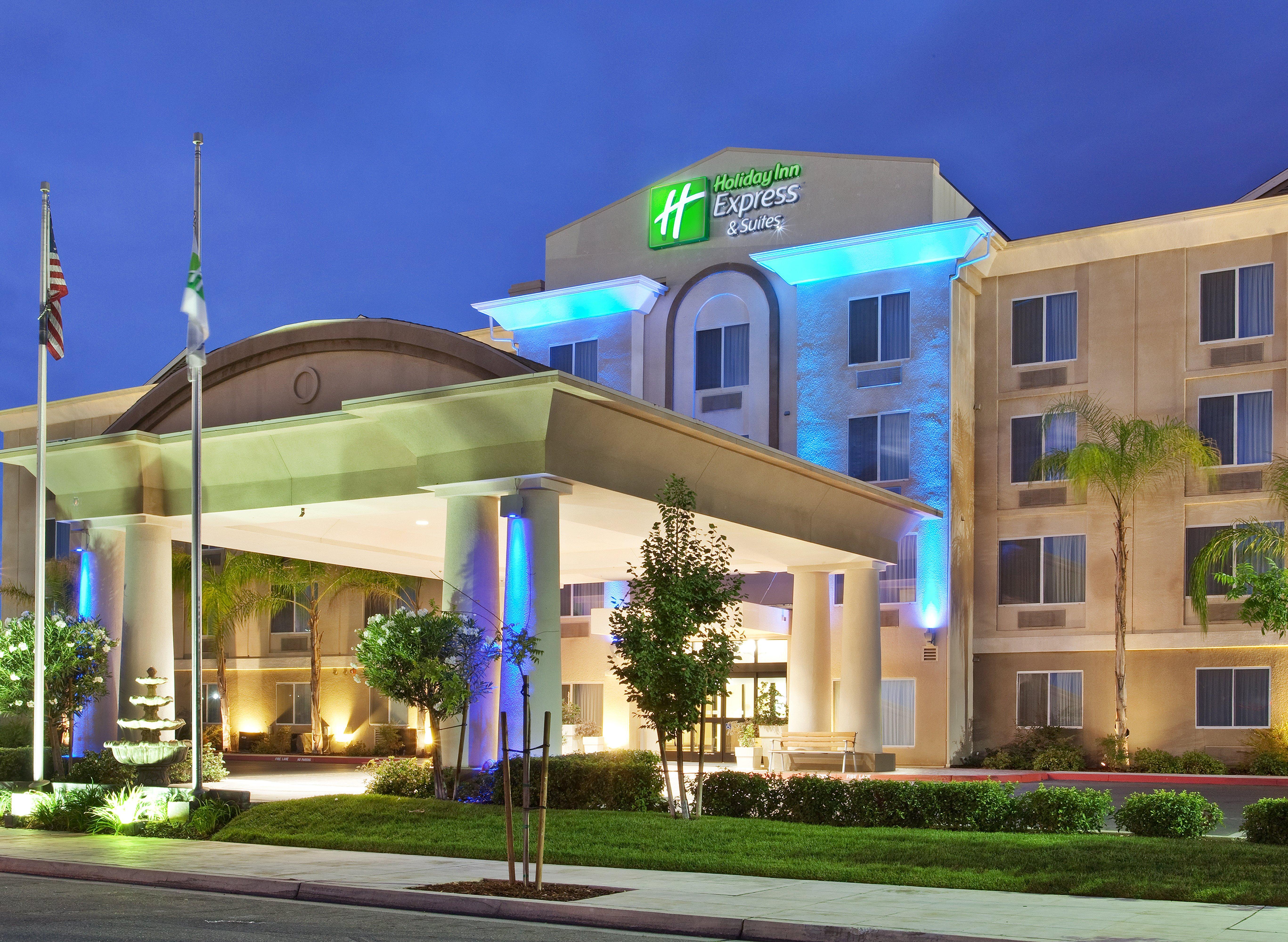 Holiday Inn Express Fresno River Park Highway 41 By Ihg Exterior photo